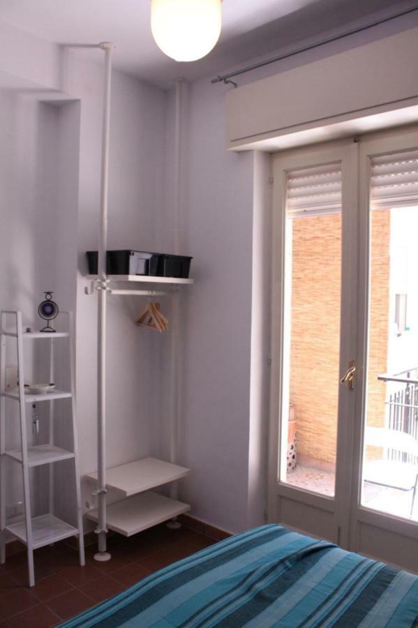 דירות גיארדיני נאקסוס Naxos House חדר תמונה