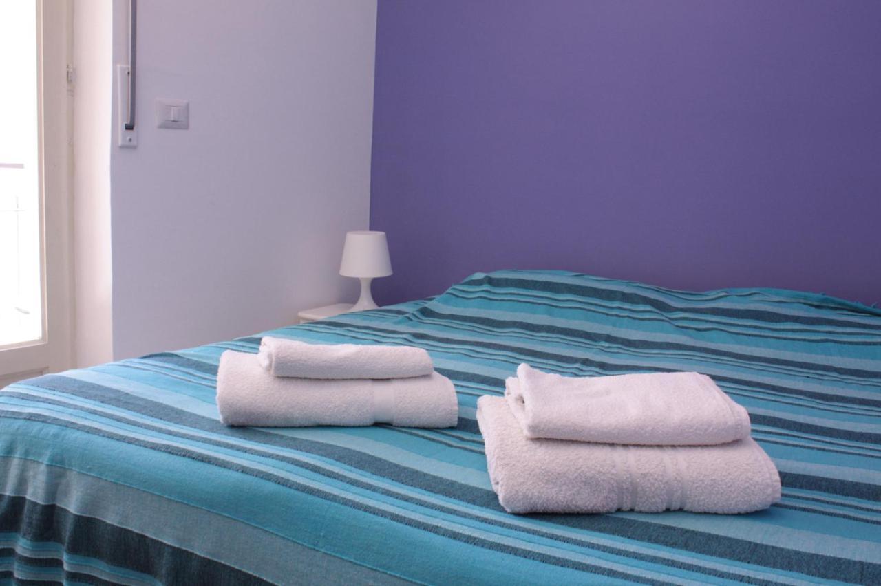 דירות גיארדיני נאקסוס Naxos House חדר תמונה